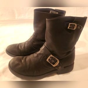 FRYE Womens Black Leather Buckle Boots Size 6